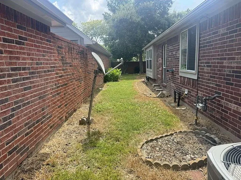 1734 Teal Brook Ln — Photo 18