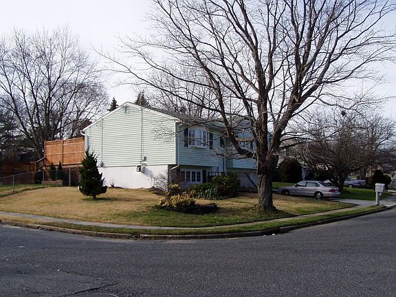 Corner lot in a quiet street
