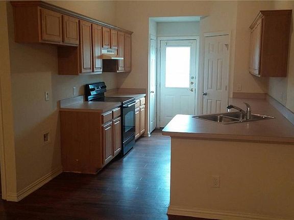 2nd image of 256 Wyndham Meadows Way