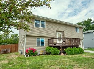 1410 N 17th St, Council Bluffs, IA 51501
