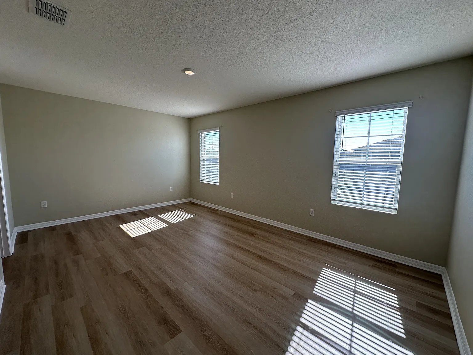 1448 Berry Lane - 1 — Photo 2