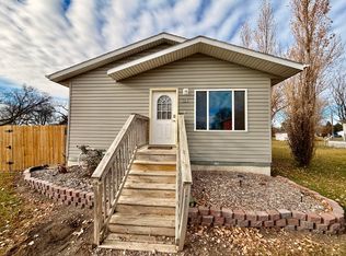 34 1st Ave, Mellette, SD 57461