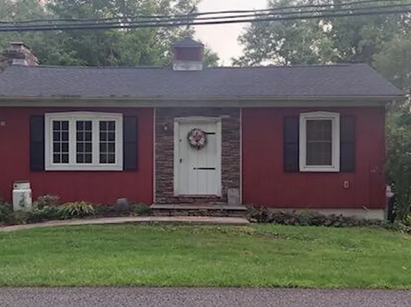 5119 Neola Rd, Stroudsburg, PA 18360