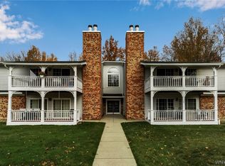 1105 Youngs Rd APT E, Amherst, NY 14221