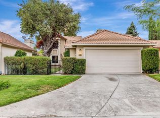 1143 Lerma Ln, Gilroy, CA 95020