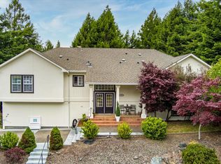 4266 Forest Hills Dr, Fortuna, CA 95540