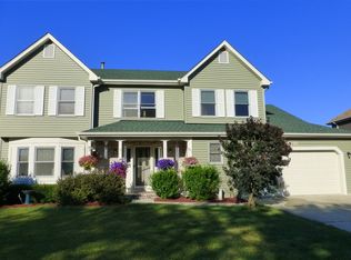 0N633 Suzanne Dr, Winfield, IL 60190