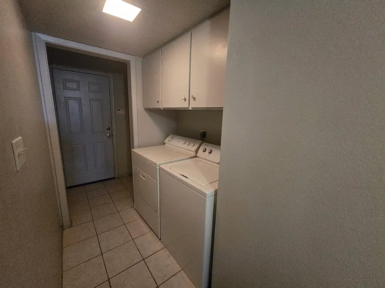 2932 E Pershing Ave — Photo 12