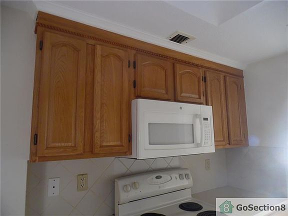 4th image of 3363 Spanish Moss Ter APT 2