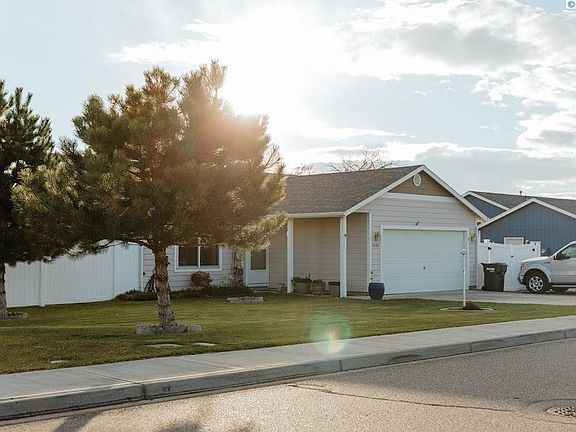 4th image of 9508 Shetland Dr