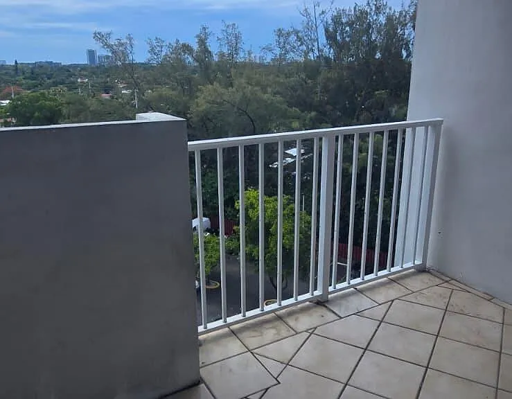 1300 NE Miami Gardens Dr — Photo 7