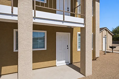 45 N Phyllis Photo 1