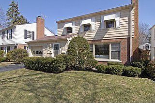 1st image of 537 S Burton Pl