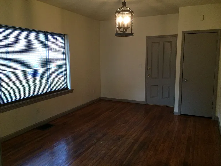 884 Grove St — Photo 6