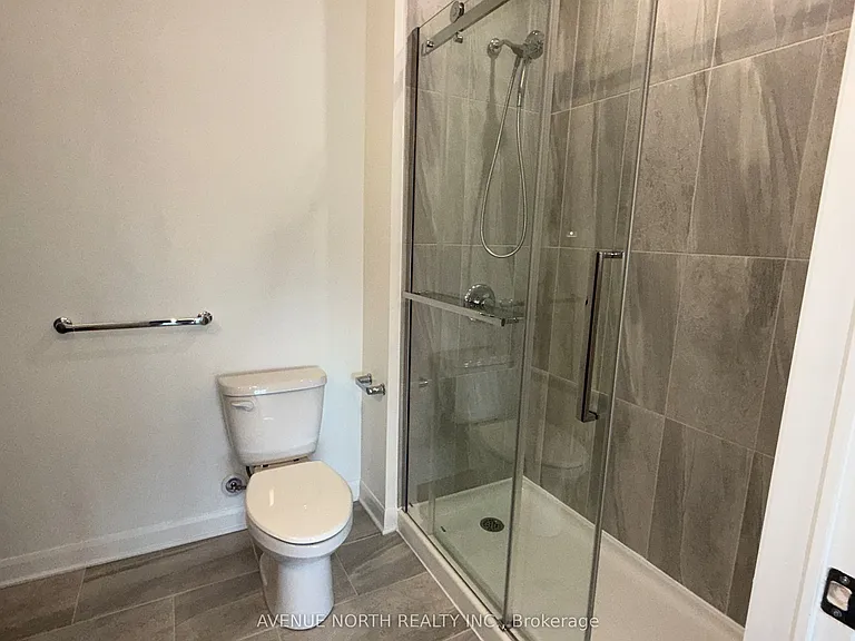 4838 Bank St — Photo 24