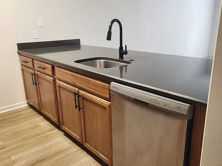 234 Richland Ave — Photo 5