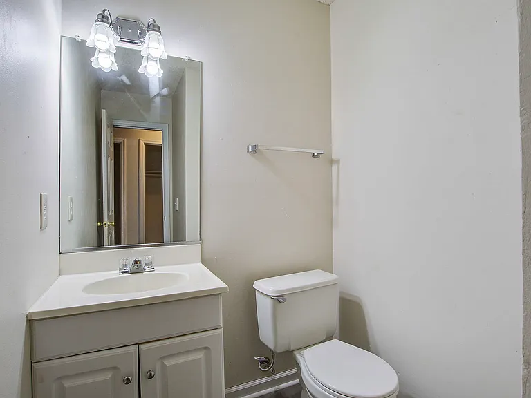 6280 Lucille Dr — Photo 6