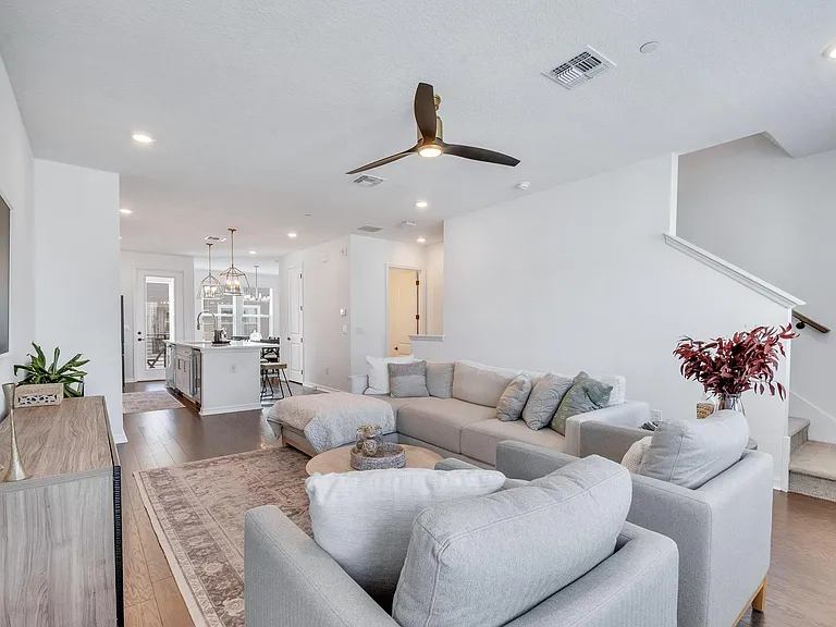 8418 Sperry St — Photo 17