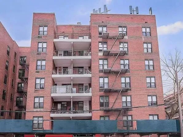 38-25 Parsons Boulevard #4I, Flushing, NY 11354
