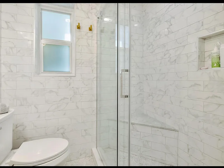 7825 Byron Ave — Photo 6