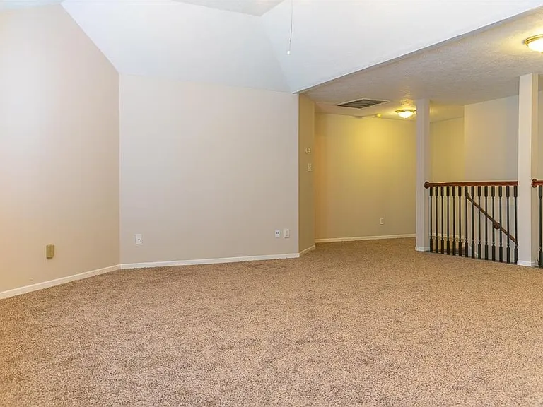 15411 Seminole Canyon Dr — Photo 27