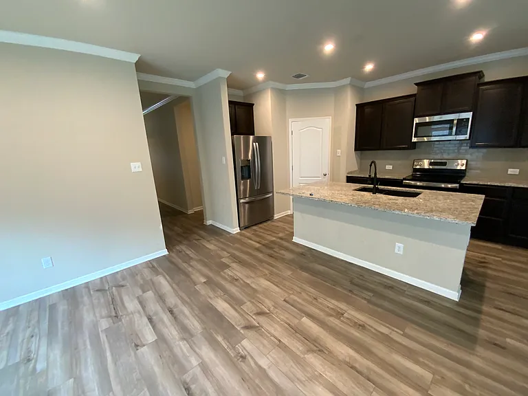5073 Dickinson Loop — Photo 6
