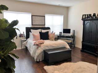 2933 N Harlem Ave #306-2943, Elmwood Park, IL 60707