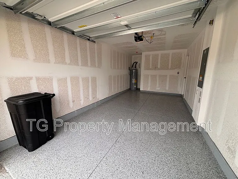 2512 Sadler Trace Way — Photo 31