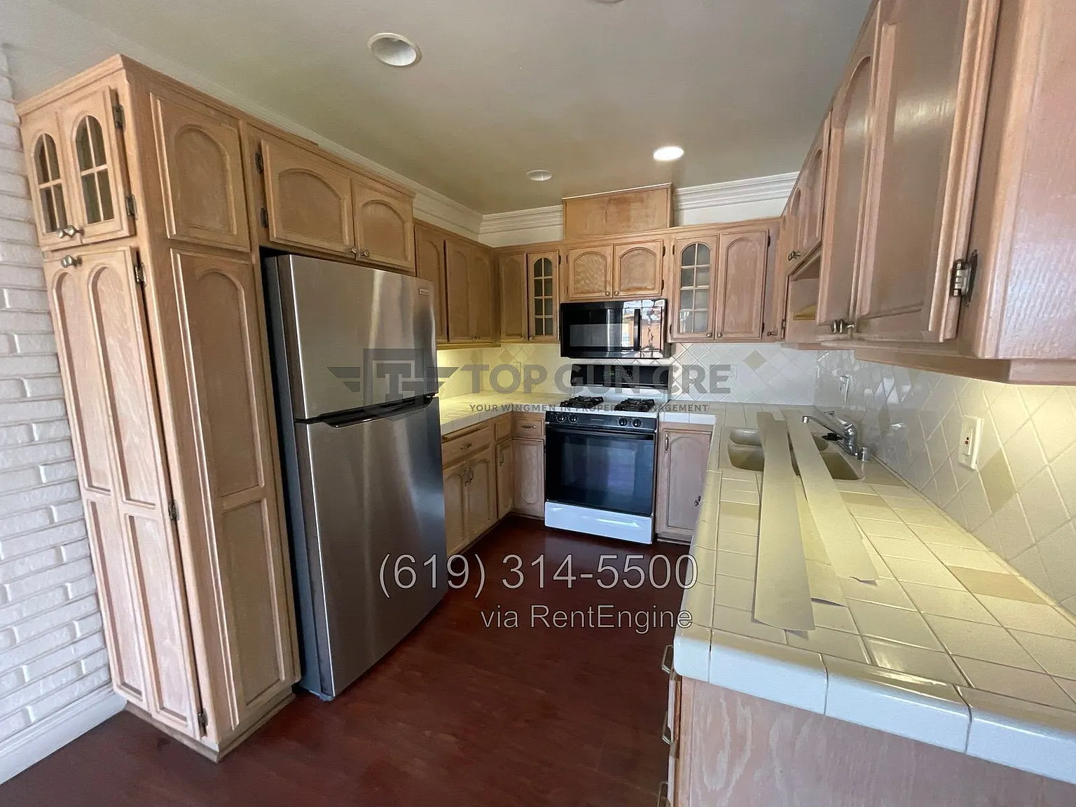 3 bed, 2.0 bath, 1280 sqft, $2,995 — Photo 2