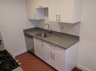 730 E 17th St APT 2, Oakland, CA 94606