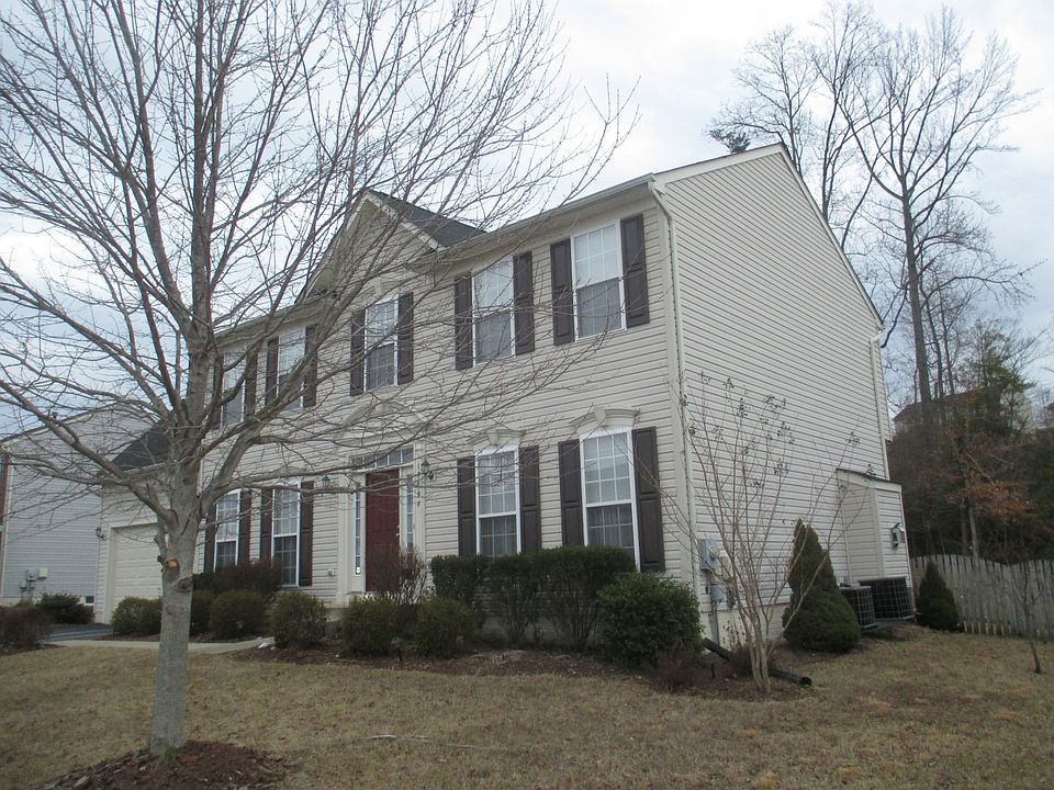 2nd image of 17697 Avenel Ln