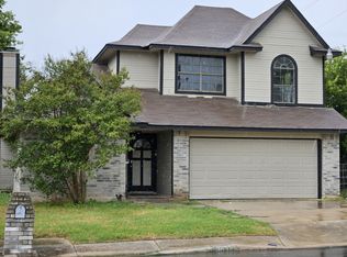 10703 Green Lake Dr, San Antonio, TX 78223