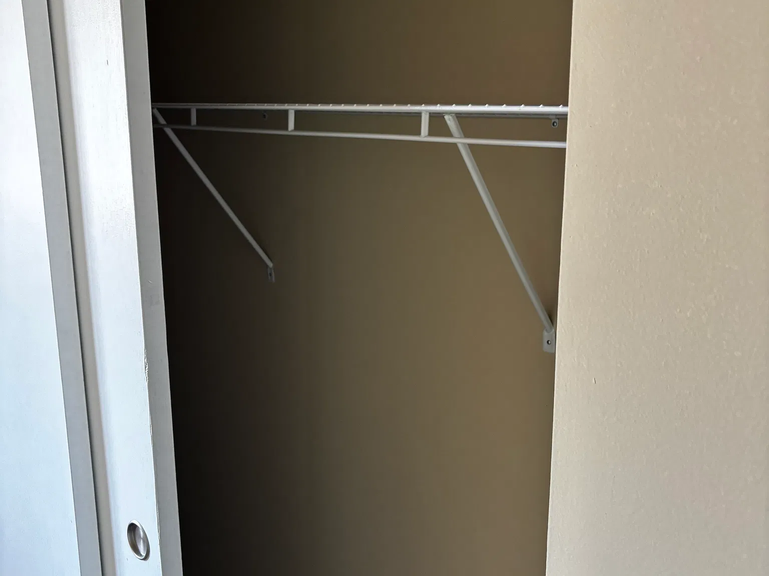2 bed, 1911 sqft, $1,300 — Photo 4