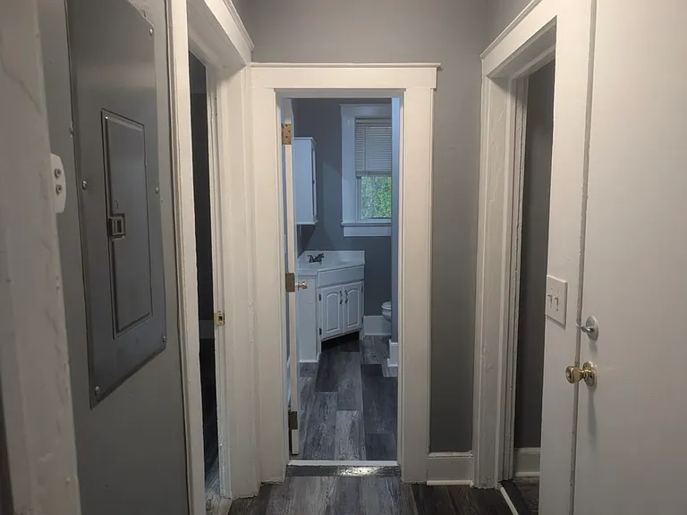 2217 Blossom St #4 — Photo 9