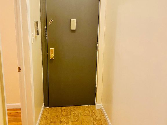 5th image of 5612 43rd Ave APT 2A