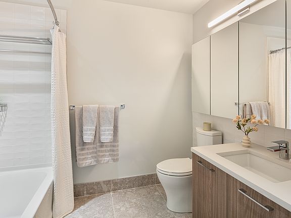 5th image of 1057 Atlantic Ave #1027