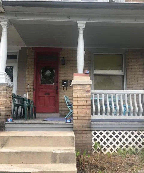 1342 State St #2R — Photo 2