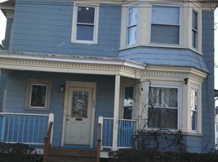 304 Ames St, Lawrence, MA 01841