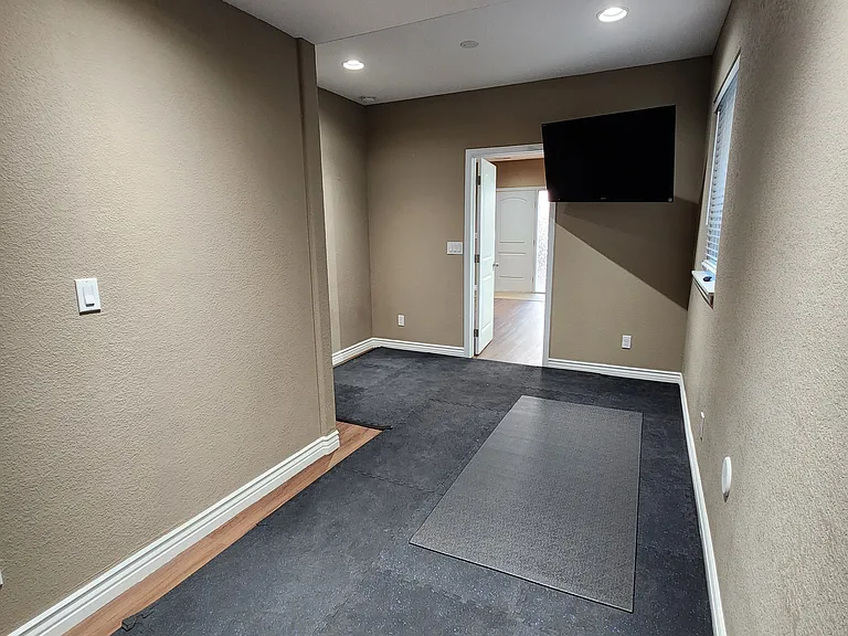 8314 Grasslands Way — Photo 53