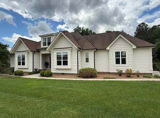 2725 Red Oak Dr NW, Cleveland, TN 37312