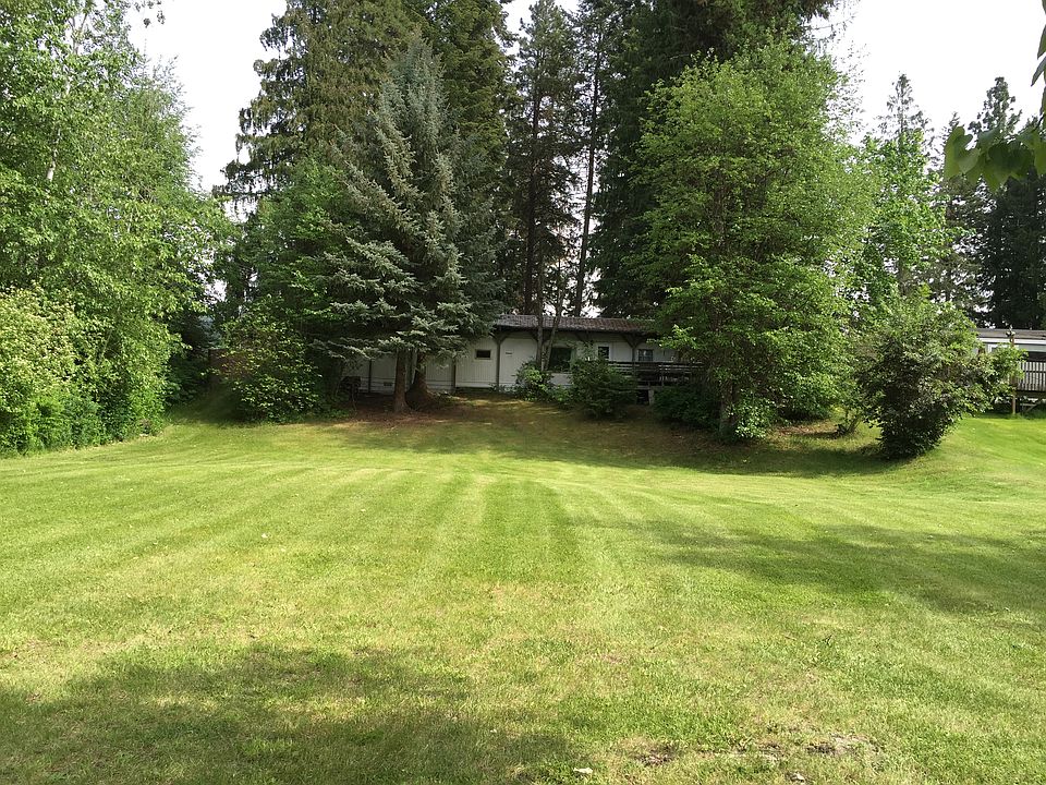 2nd image of 821 Riverbend Loop Rd