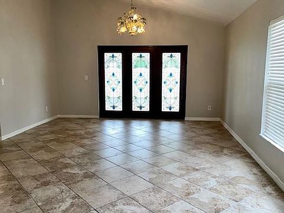 3rd image of 13542 Crystal River Dr