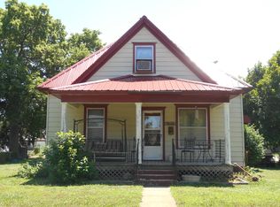 518 Grand Ave, Clyde, KS 66938