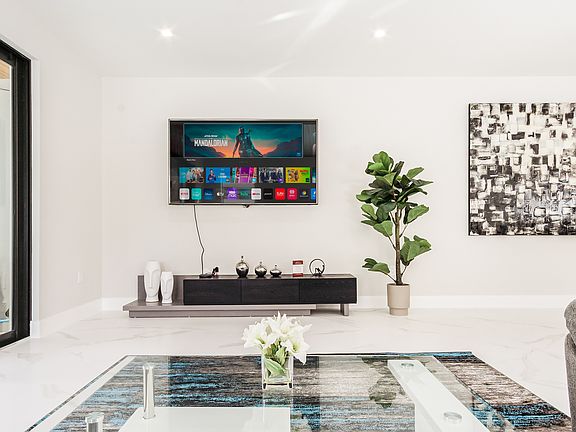 Watch your favorite show on the large 75'' smart TV.