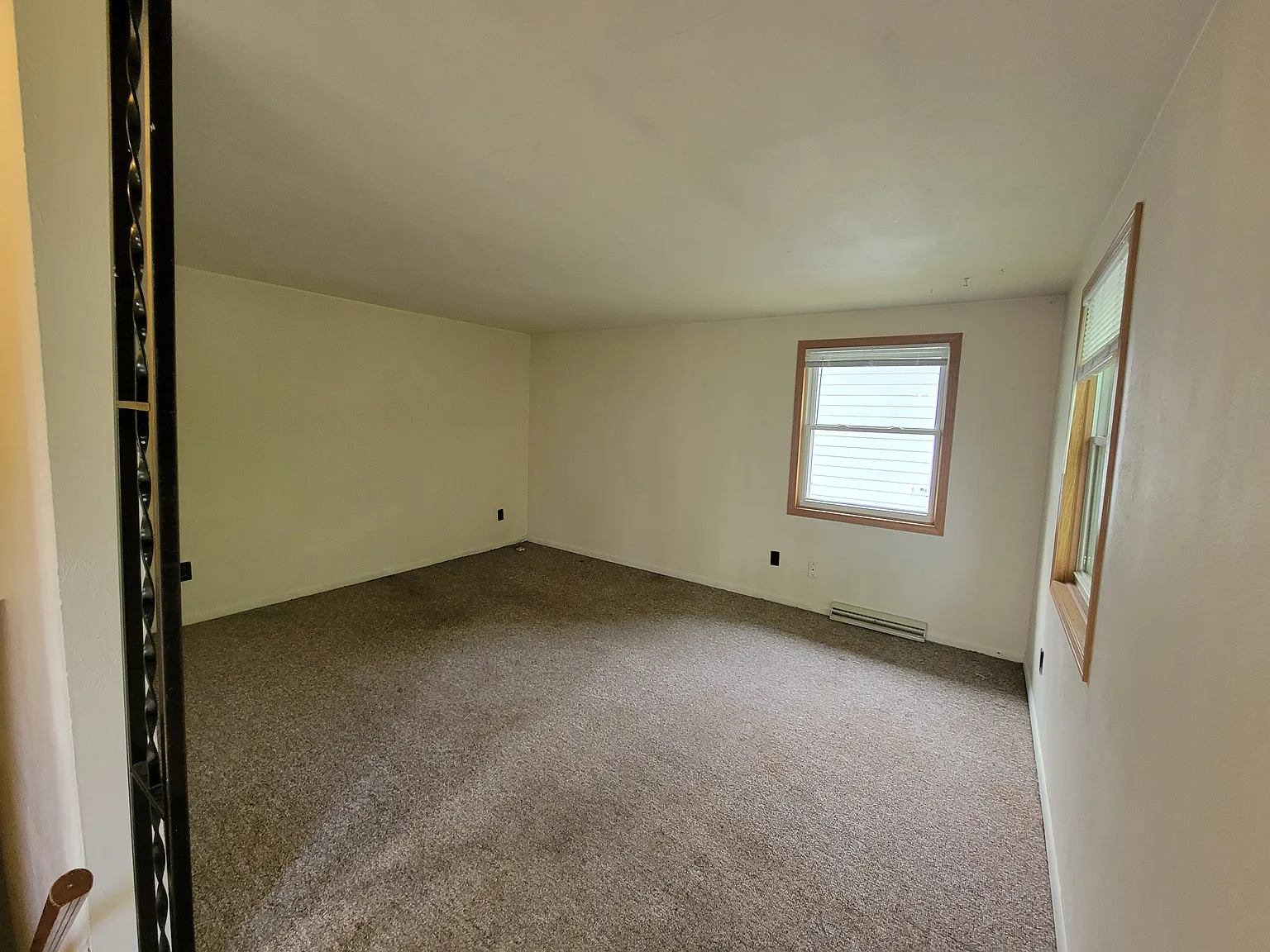 5 bed, $1,770 — Photo 4