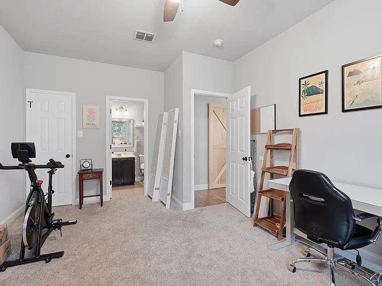 16954 Darien Wing — Photo 16