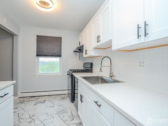 5th image of 93 Fox Rd APT 6B