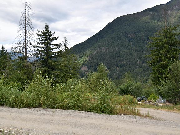 4th image of 66412 Othello Rd