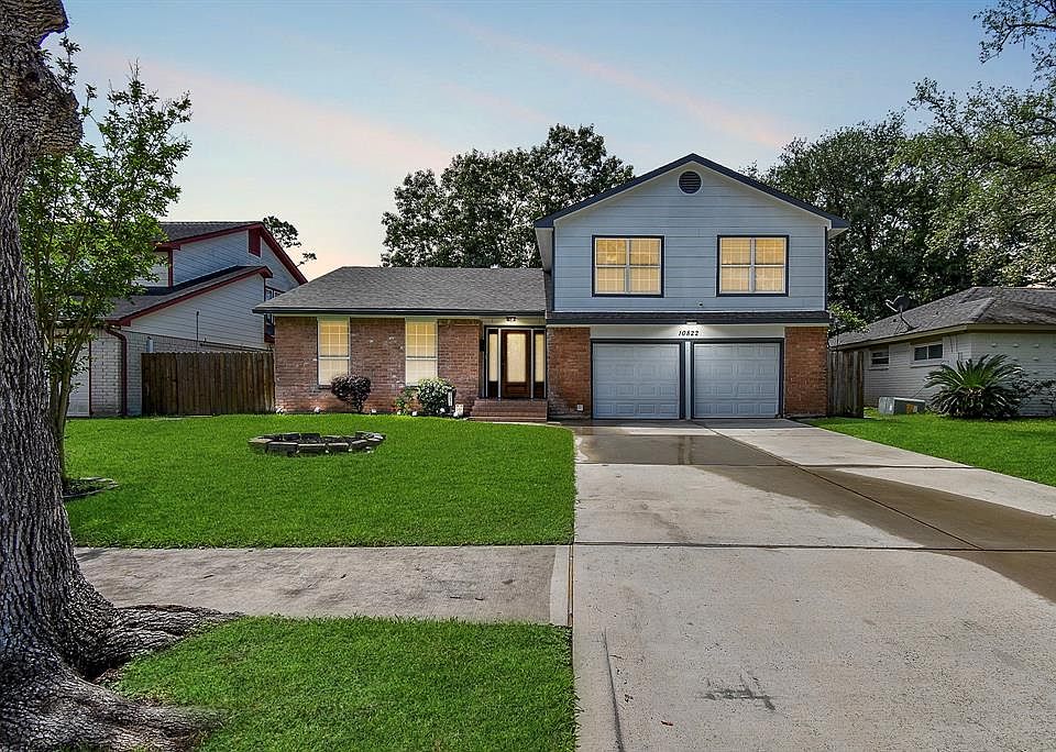 1st image of 10822 Sagebluff Drive