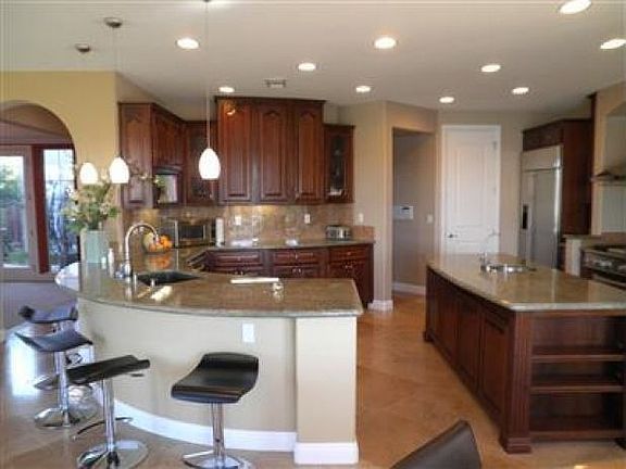3rd image of 4841 Waterstone Dr